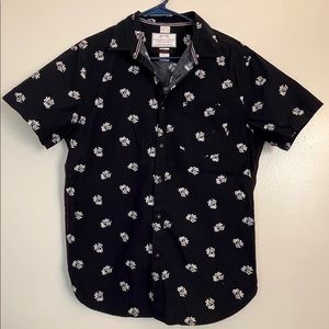 Denim & Flower Size Medium Navy Blue Button Up Shirt